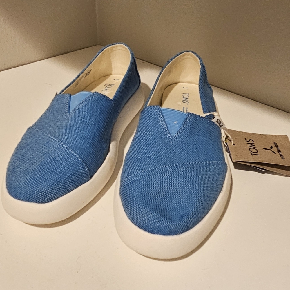 TOMS Blue Canvas Slip-On Sneakers - Picture 3 of 4